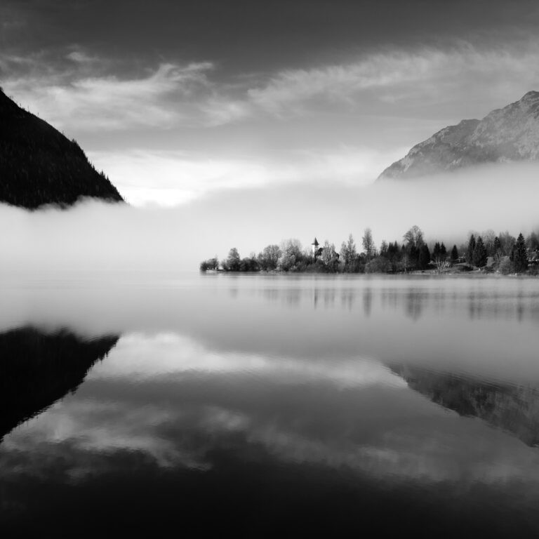 Grundlsee in the fog