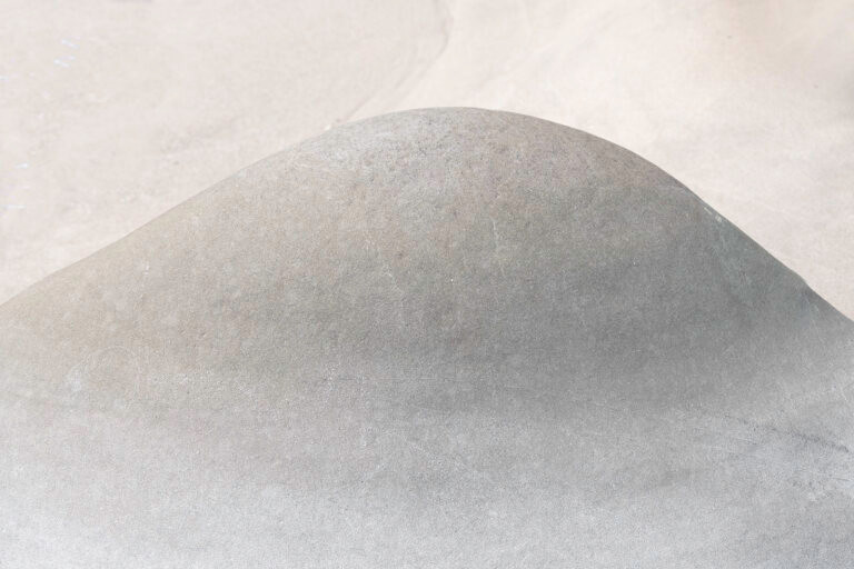 Pale rock