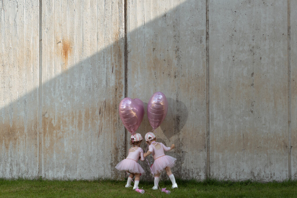 Invisible Territories