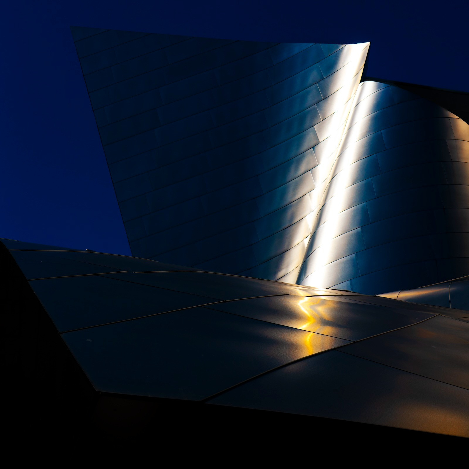 Metal Fluidity
